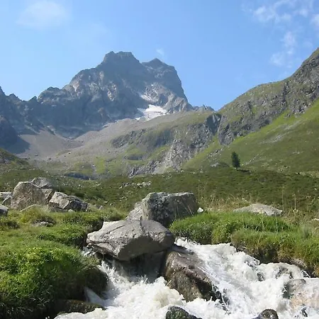 Ferienhaus Bergblick Nyaraló