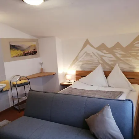 Dom wakacyjny Ferienhaus Bergblick *